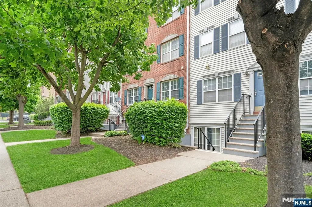 151 W Market Street Newark NJ 07103