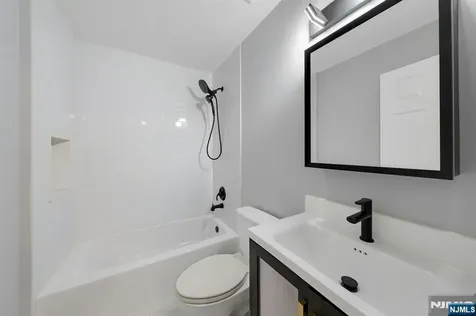 151 W Market Street Newark NJ 07103