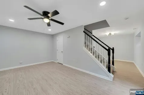 151 W Market Street Newark NJ 07103