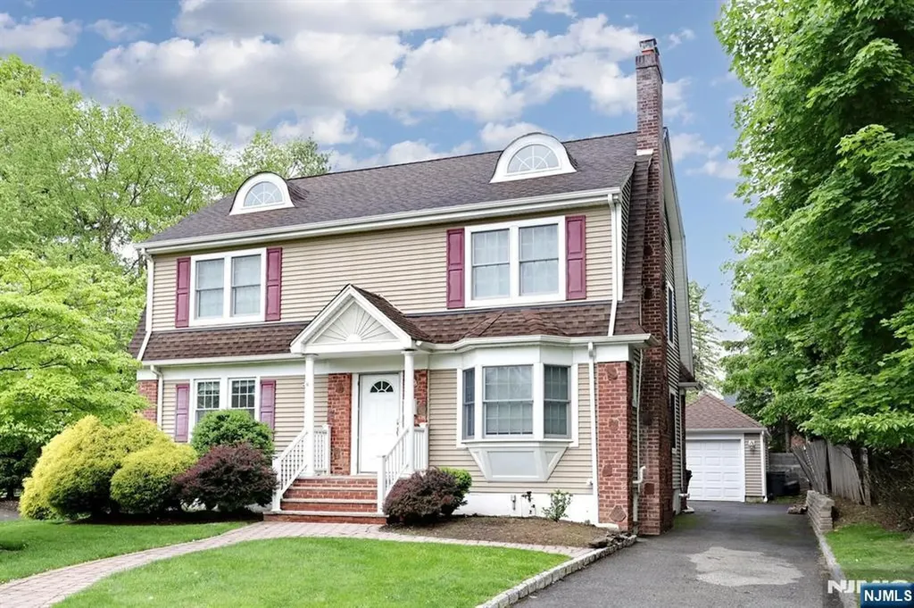 7 Short Street Harrington Park NJ 07640