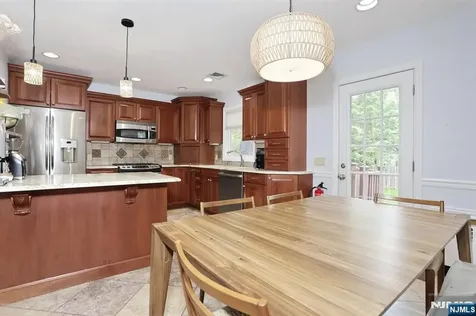 7 Short Street Harrington Park NJ 07640