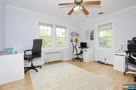 7 Short Street Harrington Park NJ 07640