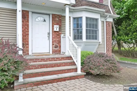 7 Short Street Harrington Park NJ 07640
