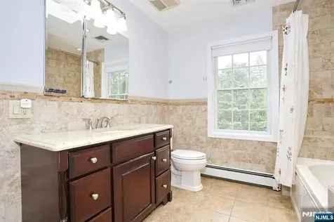 7 Short Street Harrington Park NJ 07640