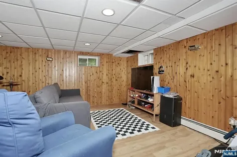 7 Short Street Harrington Park NJ 07640