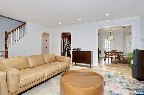 7 Short Street Harrington Park NJ 07640
