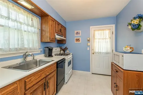 226 Westville Avenue West Caldwell NJ 07006