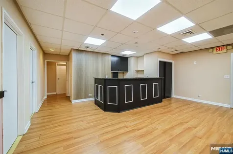 1625 Anderson Avenue Fort Lee NJ 07024