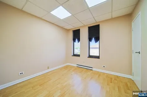 1625 Anderson Avenue Fort Lee NJ 07024