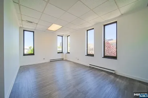 1625 Anderson Avenue Fort Lee NJ 07024