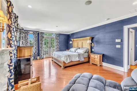 65 S Mountain Avenue Montclair NJ 07042
