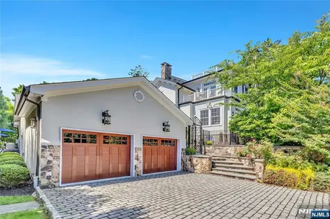 65 S Mountain Avenue Montclair NJ 07042