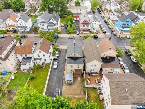 171 Burgess Place Passaic NJ 07055
