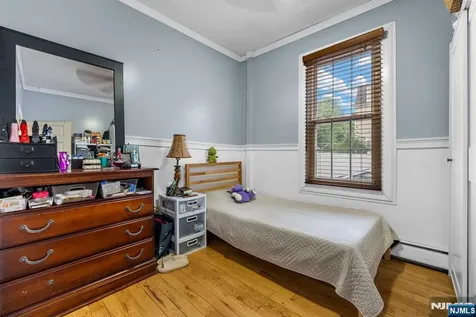 171 Burgess Place Passaic NJ 07055