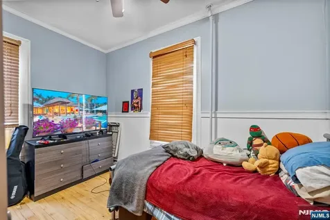 171 Burgess Place Passaic NJ 07055