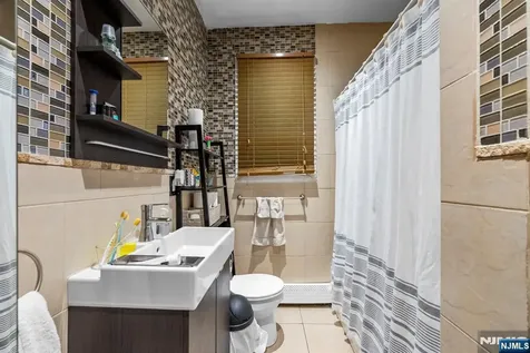 171 Burgess Place Passaic NJ 07055