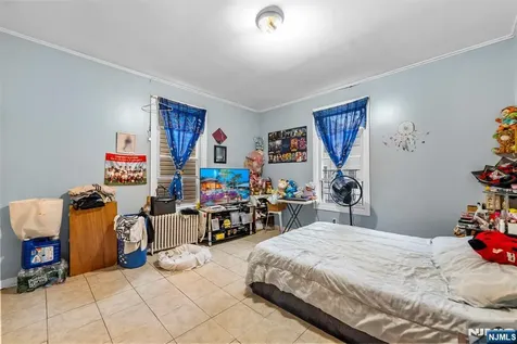 171 Burgess Place Passaic NJ 07055