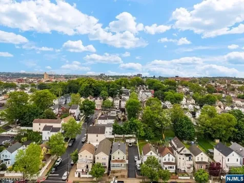 171 Burgess Place Passaic NJ 07055