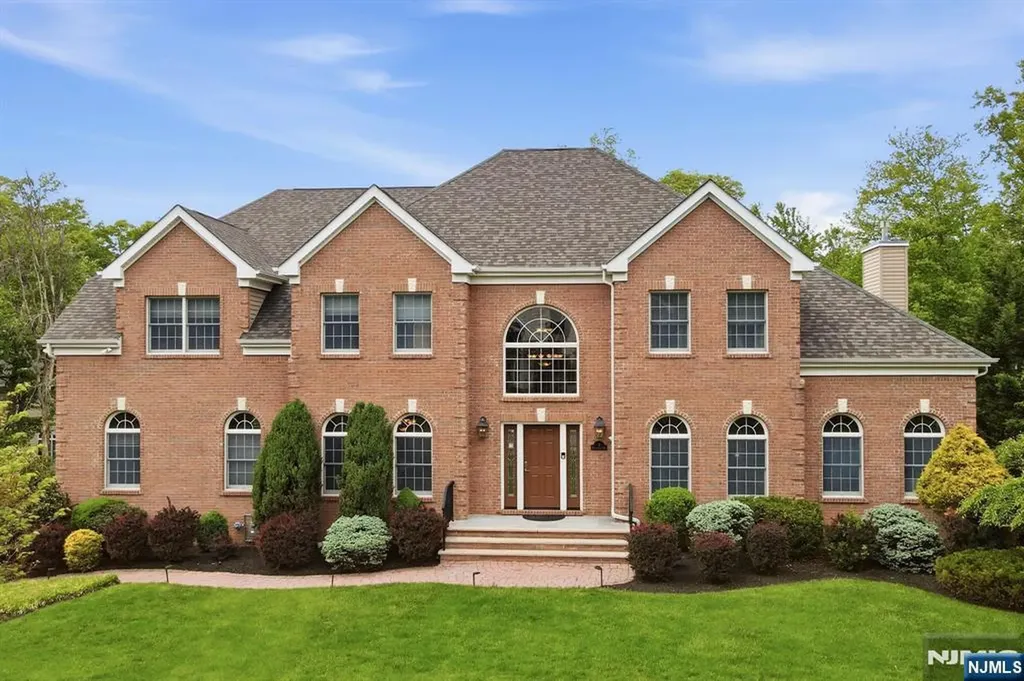 9 Cornerstone Way Livingston NJ 07039
