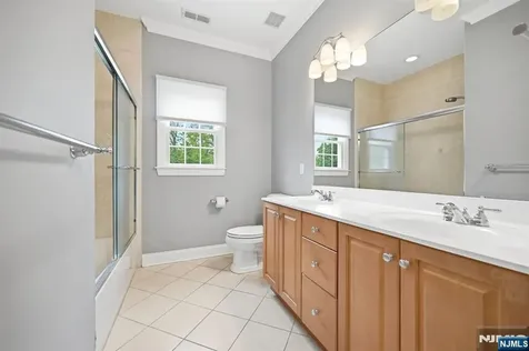 9 Cornerstone Way Livingston NJ 07039