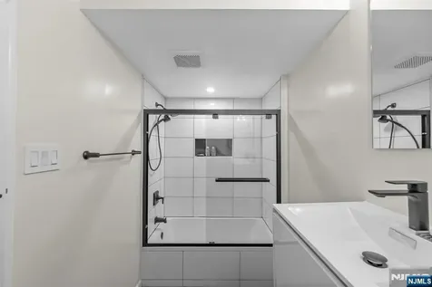 200 Hillside Avenue River Edge NJ 07661