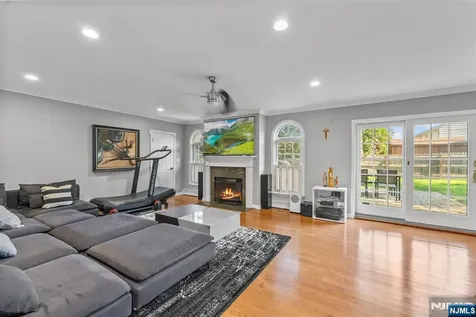 200 Hillside Avenue River Edge NJ 07661