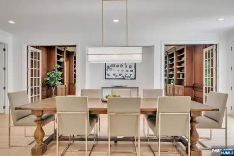8 Lauren Pond Court Demarest NJ 07627