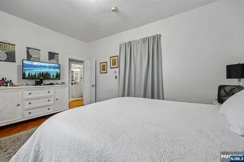 5 Park Avenue Westwood NJ 07675