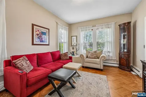 5 Park Avenue Westwood NJ 07675