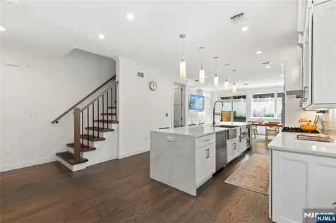 1480 15th Street Fort Lee NJ 07024