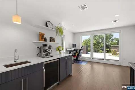 1480 15th Street Fort Lee NJ 07024