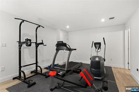 1480 15th Street Fort Lee NJ 07024