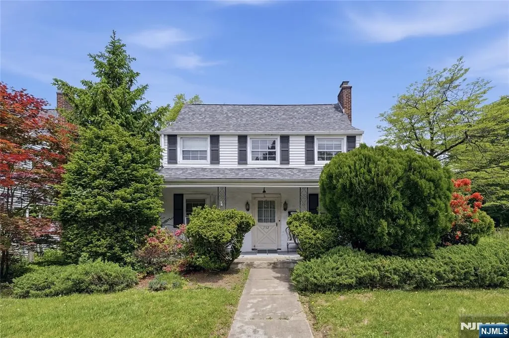 252 Washington Avenue Westwood NJ 07675