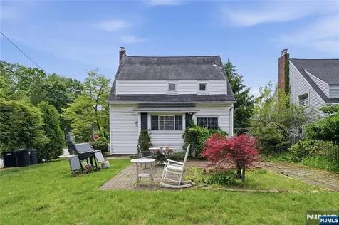 252 Washington Avenue Westwood NJ 07675