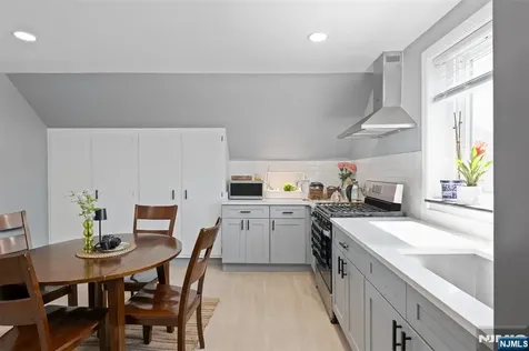 3912 Liberty Avenue North Bergen NJ 07047