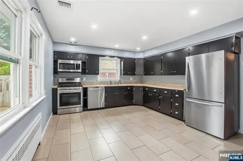 112 E Ackerman Avenue Emerson NJ 07630