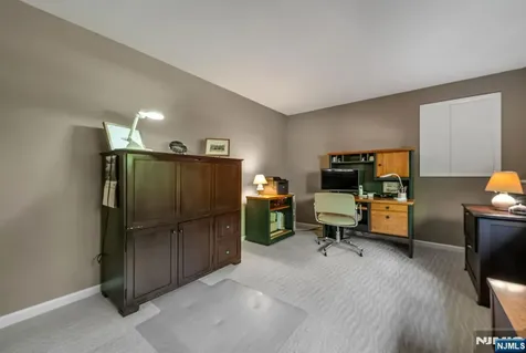 19 Rabbit Run West Milford NJ 07435