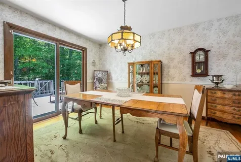 19 Rabbit Run West Milford NJ 07435