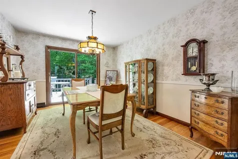 19 Rabbit Run West Milford NJ 07435