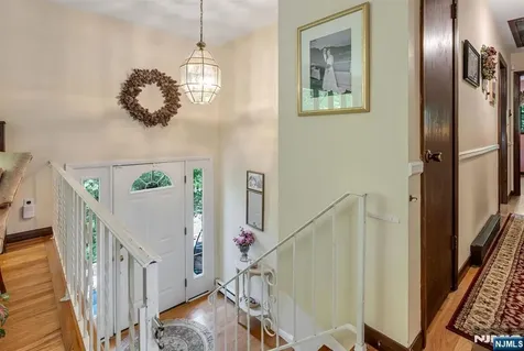 19 Rabbit Run West Milford NJ 07435