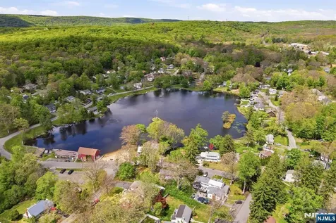 32 Telemark Road Rockaway Township NJ 07866