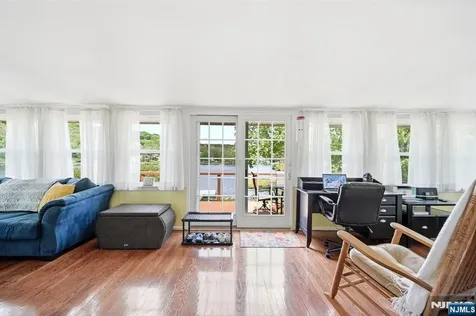 32 Telemark Road Rockaway Township NJ 07866