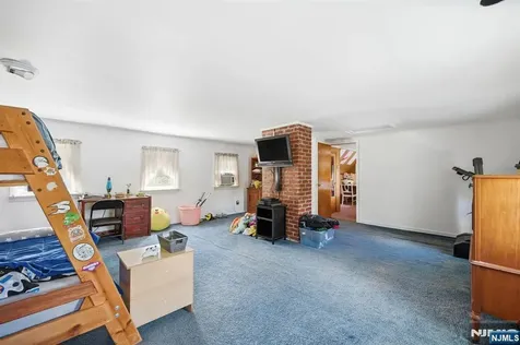 32 Telemark Road Rockaway Township NJ 07866