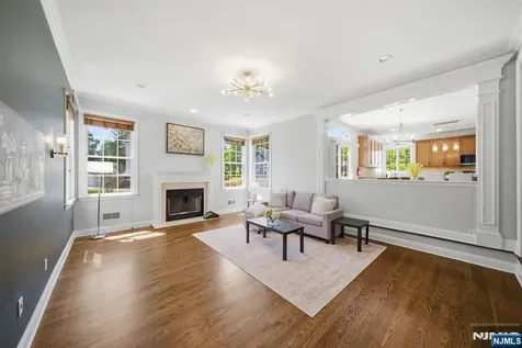 2 E David Drive Hanover Township NJ 07981
