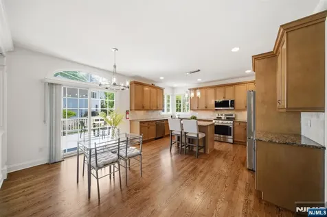 2 E David Drive Hanover Township NJ 07981