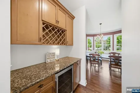 2 E David Drive Hanover Township NJ 07981