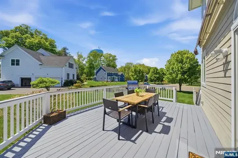 2 E David Drive Hanover Township NJ 07981