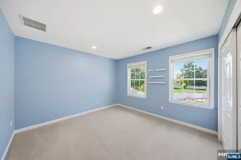 2 E David Drive Hanover Township NJ 07981