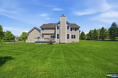 2 E David Drive Hanover Township NJ 07981
