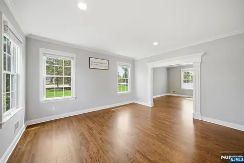 2 E David Drive Hanover Township NJ 07981